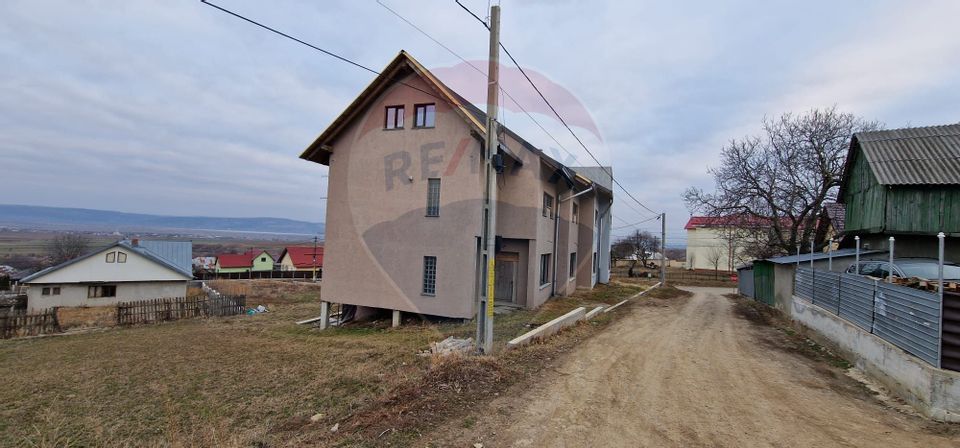 Spațiu comercial de închiriat, com. Nicolae Balcescu