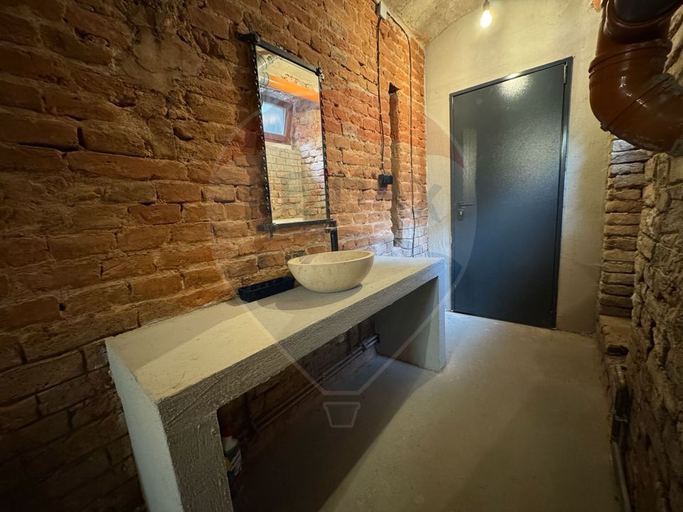 Spațiu de vanzare S.C.229 mp -zona centrala