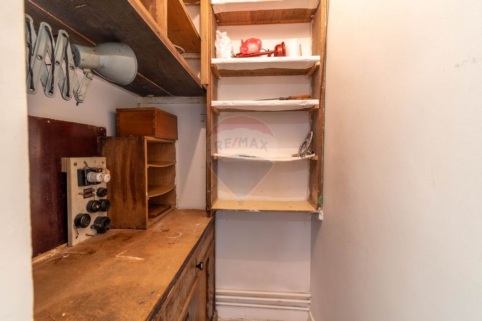 Apartament 3 camere de vanzare, 63mp, decomandat, boxa, Agricultorilor