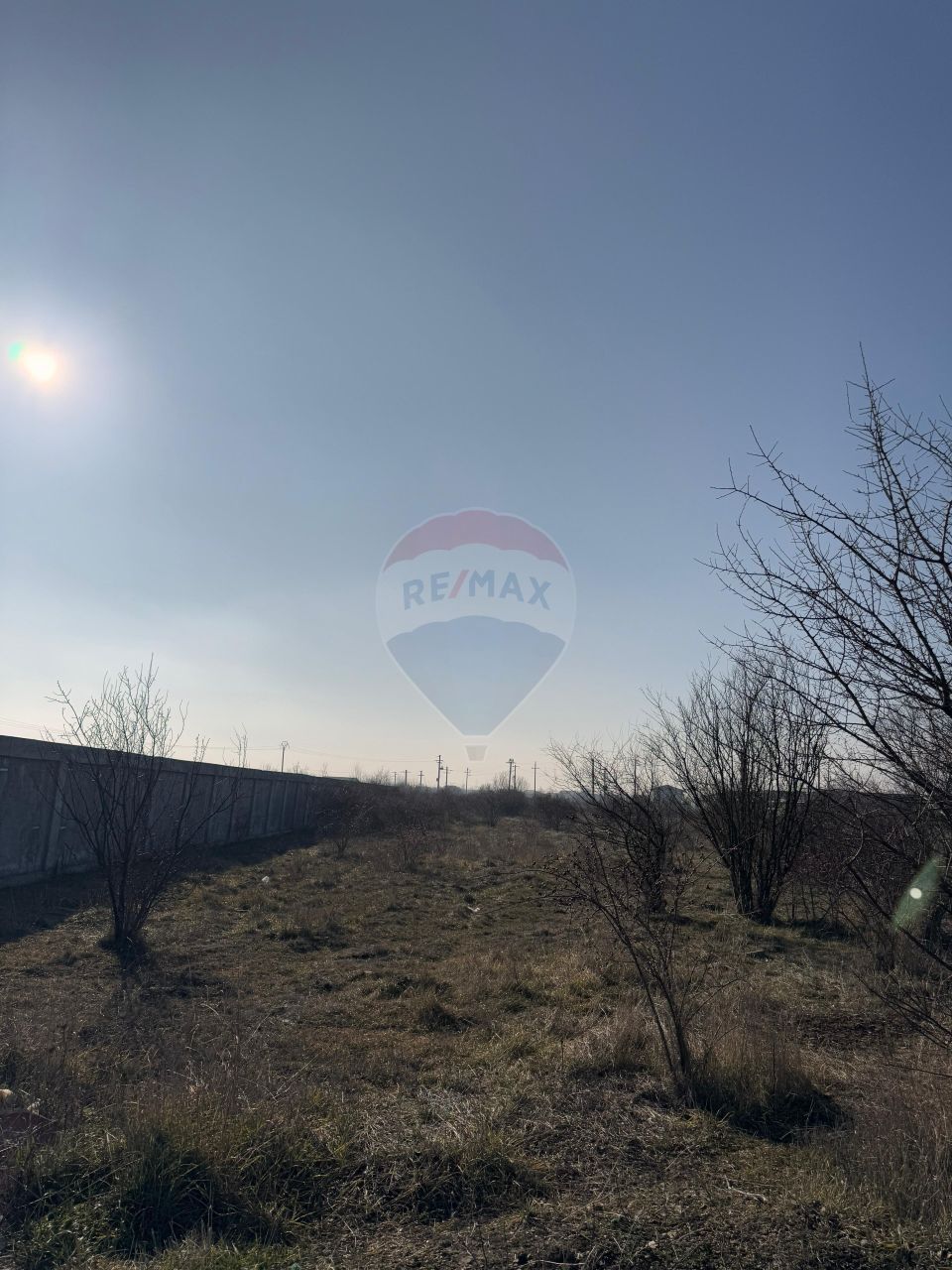 Teren intravilan Comuna 1 Decembrie cu acces facil A0