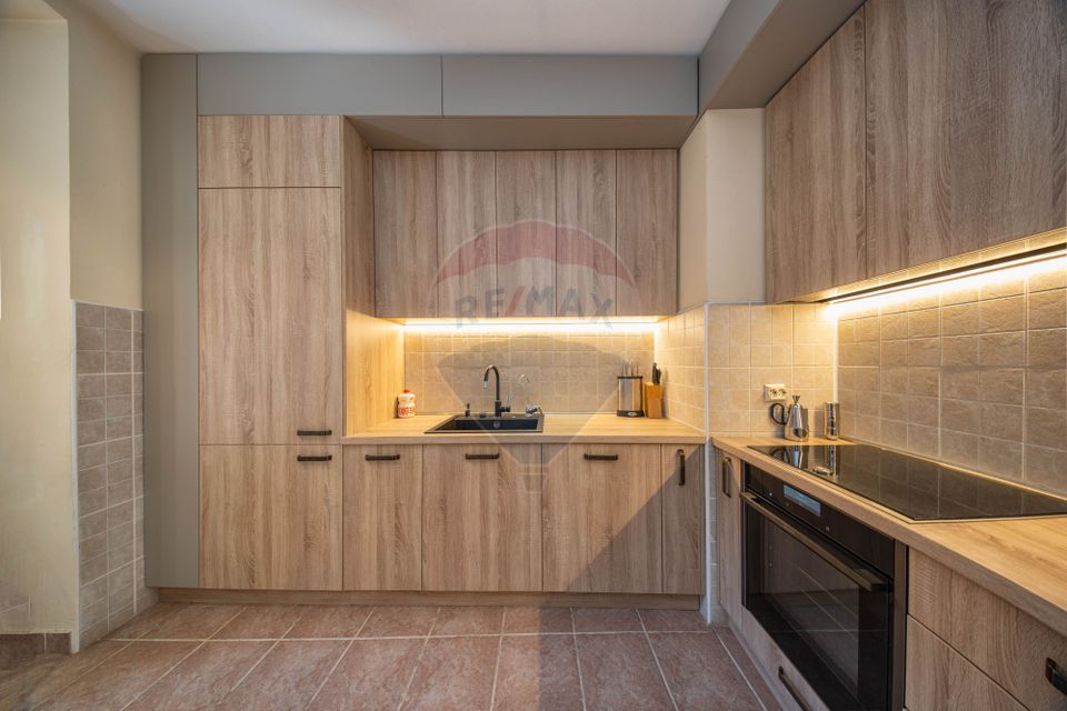 Vilă Moieciu, 375 mp util + teren 2.992 mp, View - Comision 0