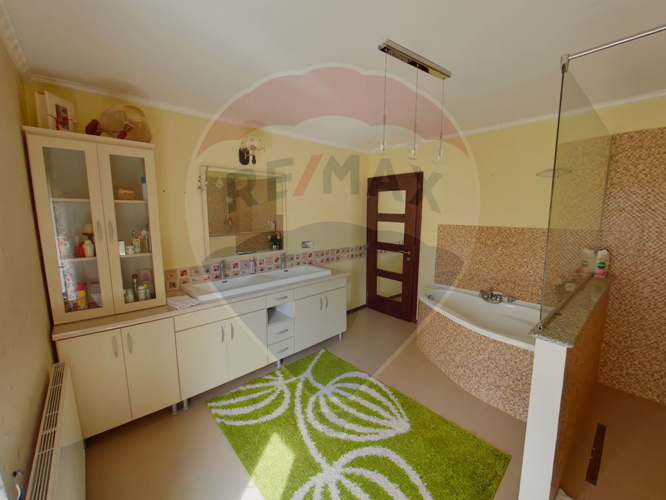 6 room House / Villa for sale, Sud-Est area