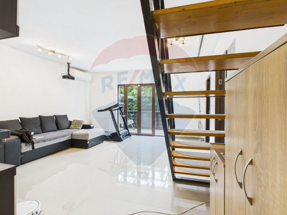 5 room House / Villa for sale