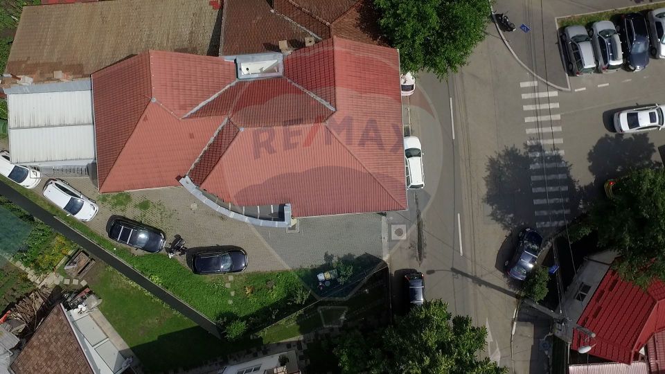 Casa de vanzare,  6 camere, zona Marasti