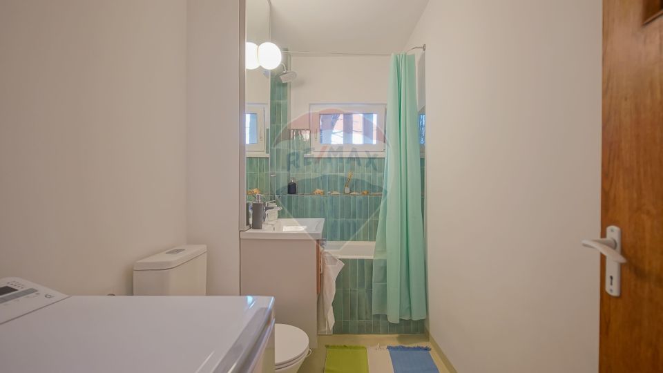 Apartament cu 3 camere de închiriat B-dul Victoriei