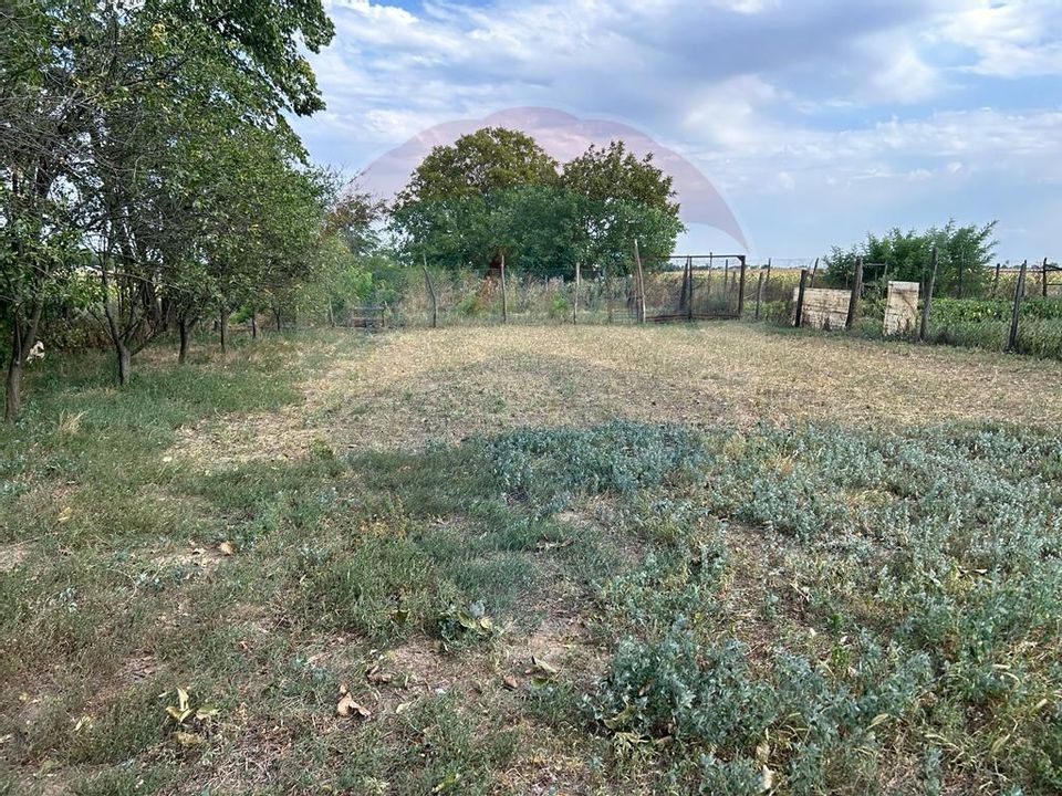 Land 1,224sqm Afumati / Soseaua Petrachioaia