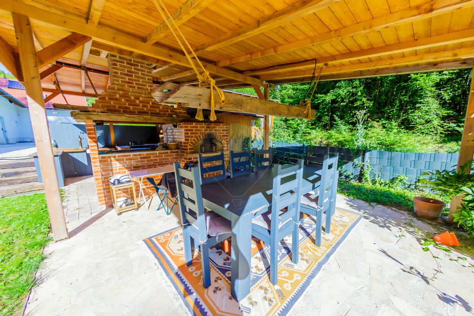 Casă de vis în Loc. Întrerâuri