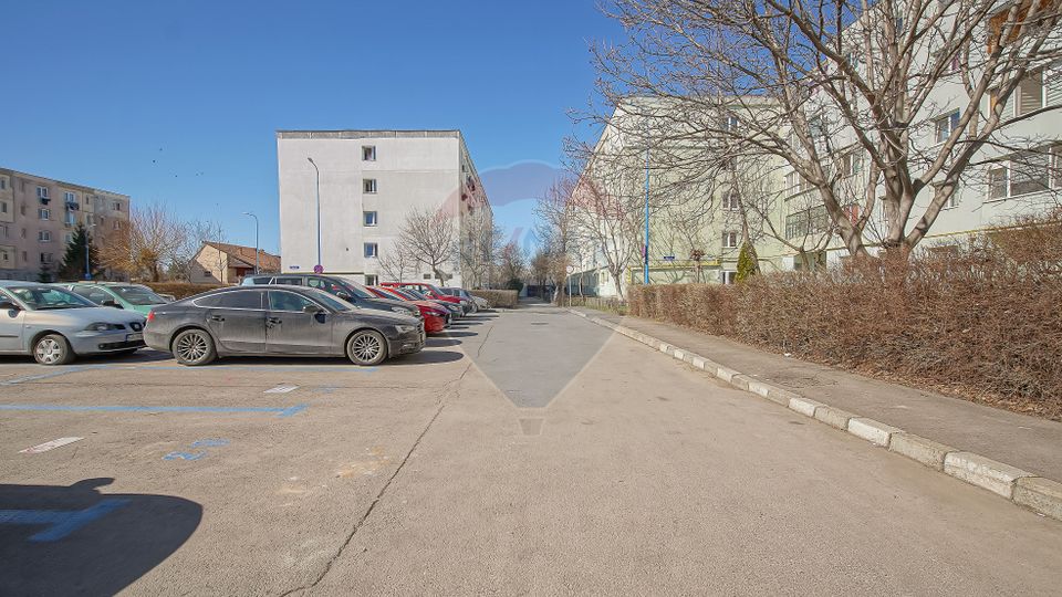 Comison 0% | Apartament cu 3 camere, etaj intermediar, Bartolomeu