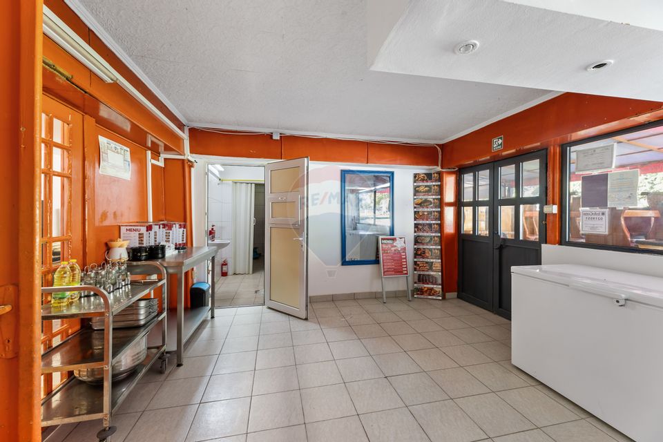 75sq.m Commercial Space for sale, Malul Muresului area