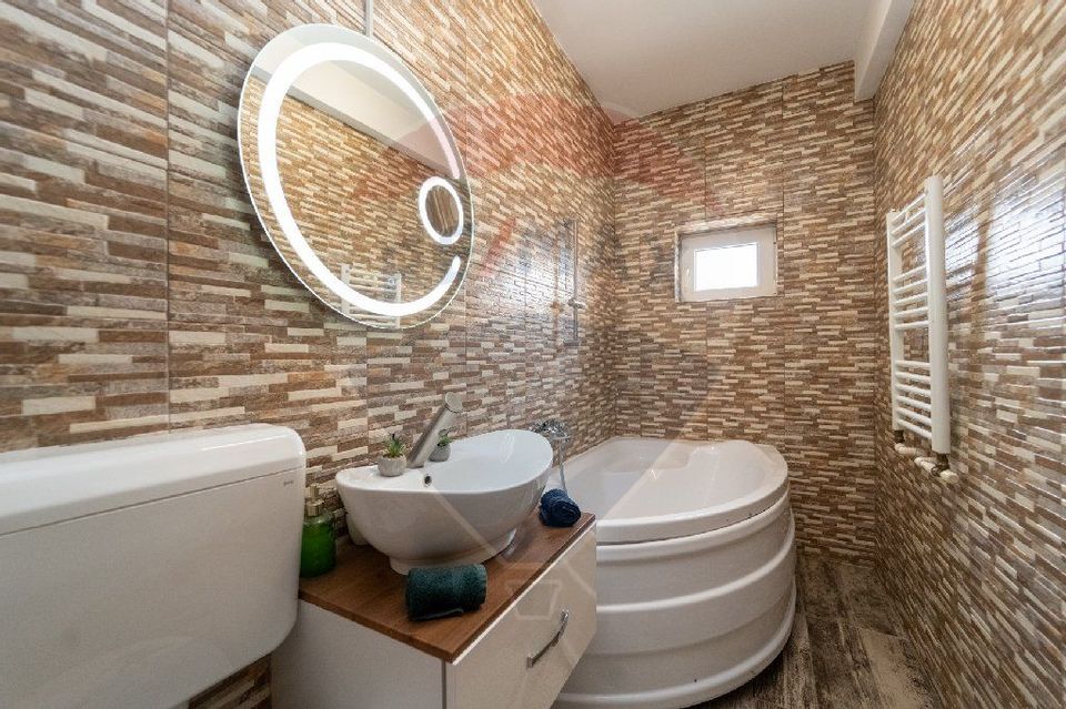Apartament 3 camere de vânzare zona Garii