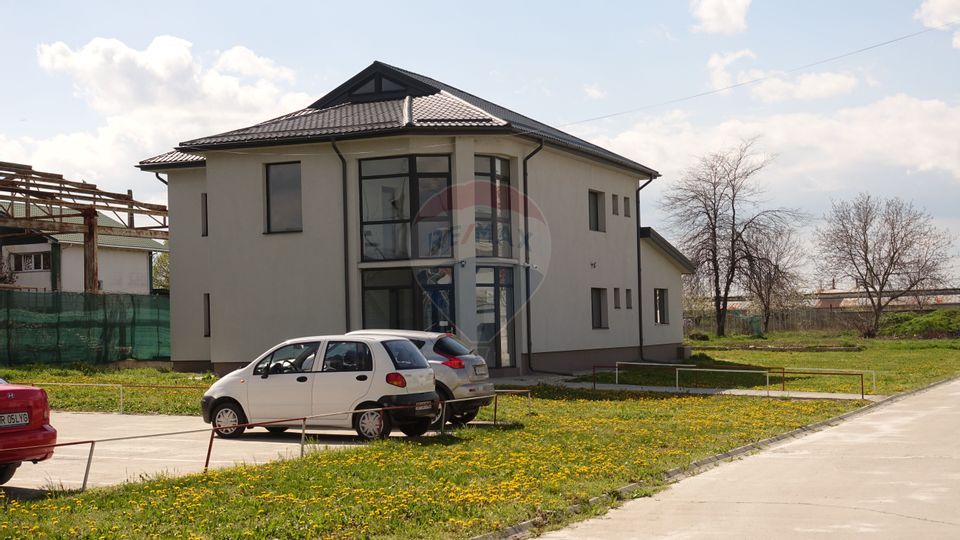 8-Room Building, 5,177 sqm Land – Company / Care / Workers