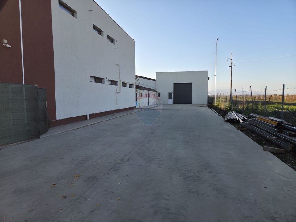 Hala plus spatiu birouri, zona Strada Vrancei