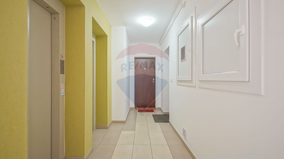 Apartament cu 2 camere de vânzare, Top City-Tractorul, comision 0%