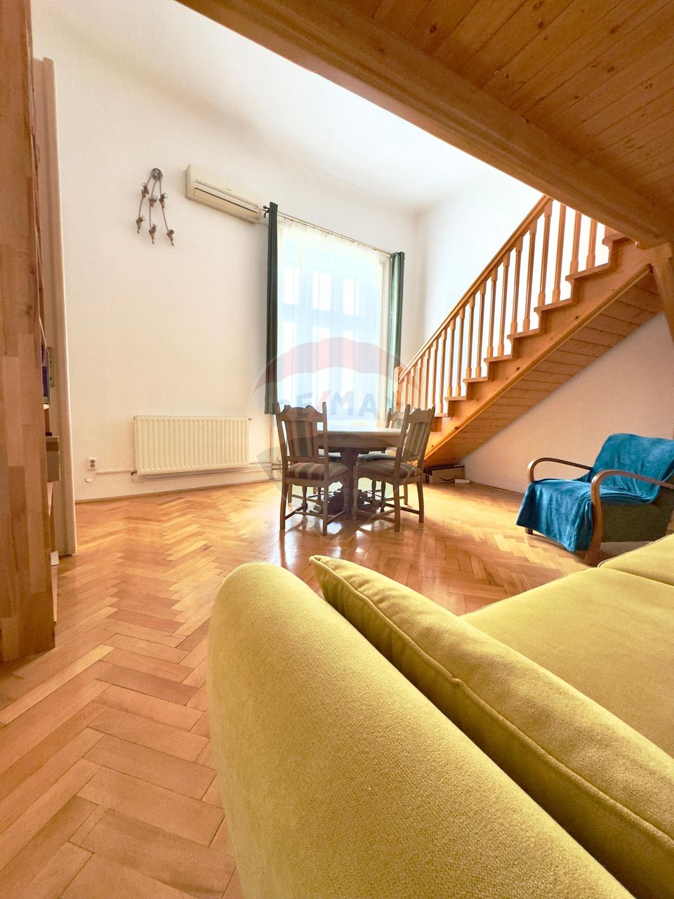 Apartament cu 2 camere de vânzare în zona Ultracentral