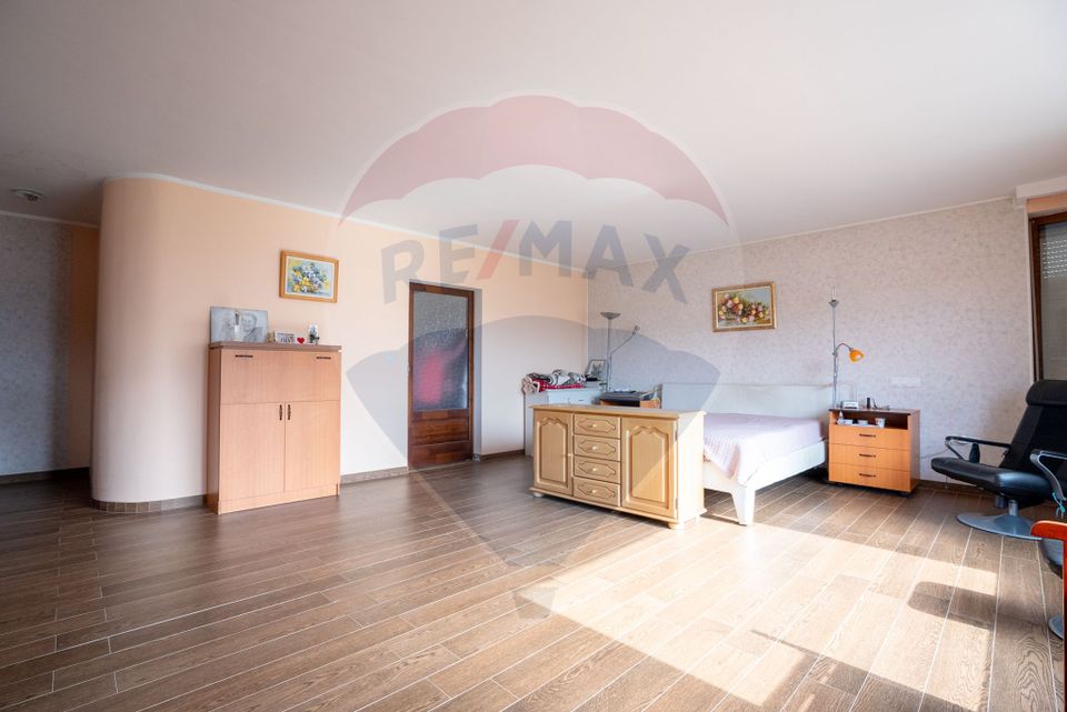 3 room House / Villa for sale