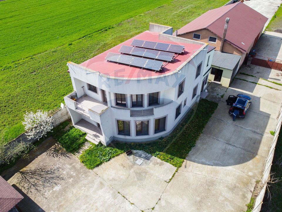 Casa + teren + hala de vanzare in Beregsau – 0% Comision