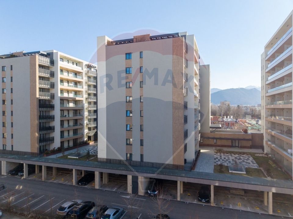 2 room Apartment for rent, Tractorul area