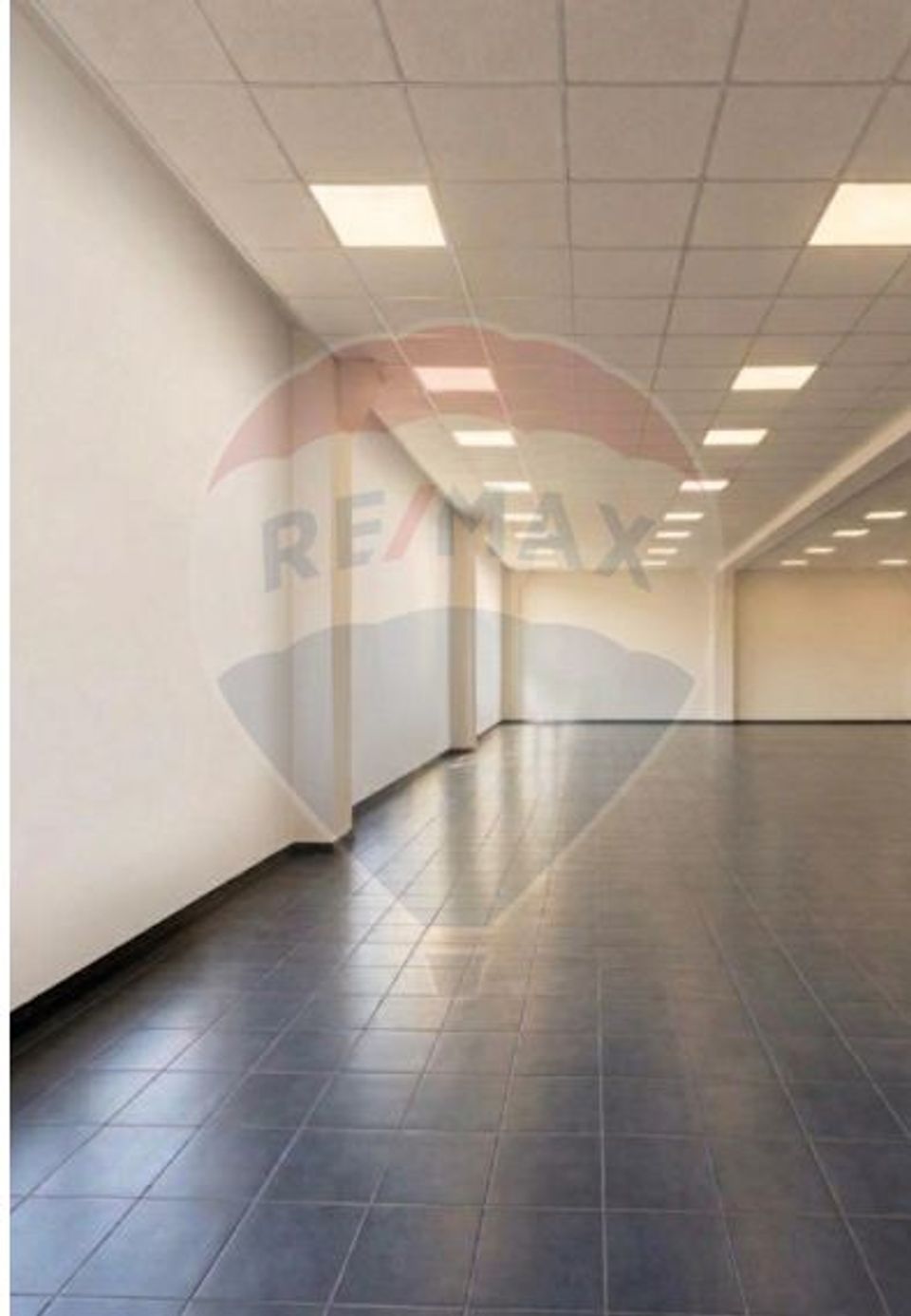 Spațiu comercial 100 mp de închiriat, parter, zona Piața Cibin Sibiu