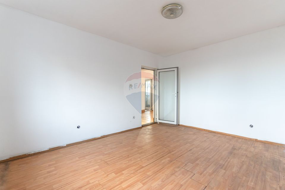 Casă de vânzare | 5 camere | Teren 1,100 mp | STUPINI | COMISION 0% |