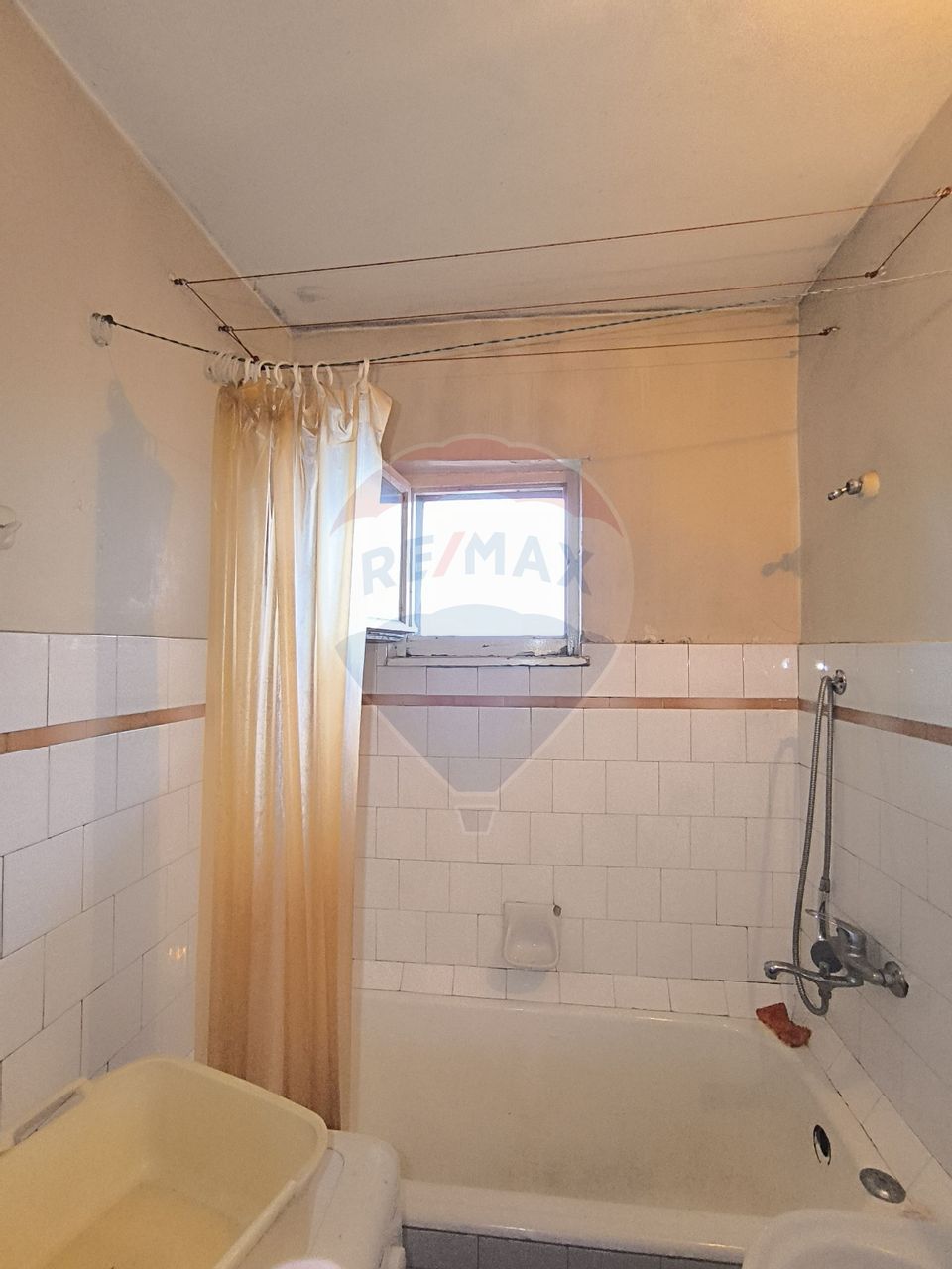 Apartament 2 camere de vanzare