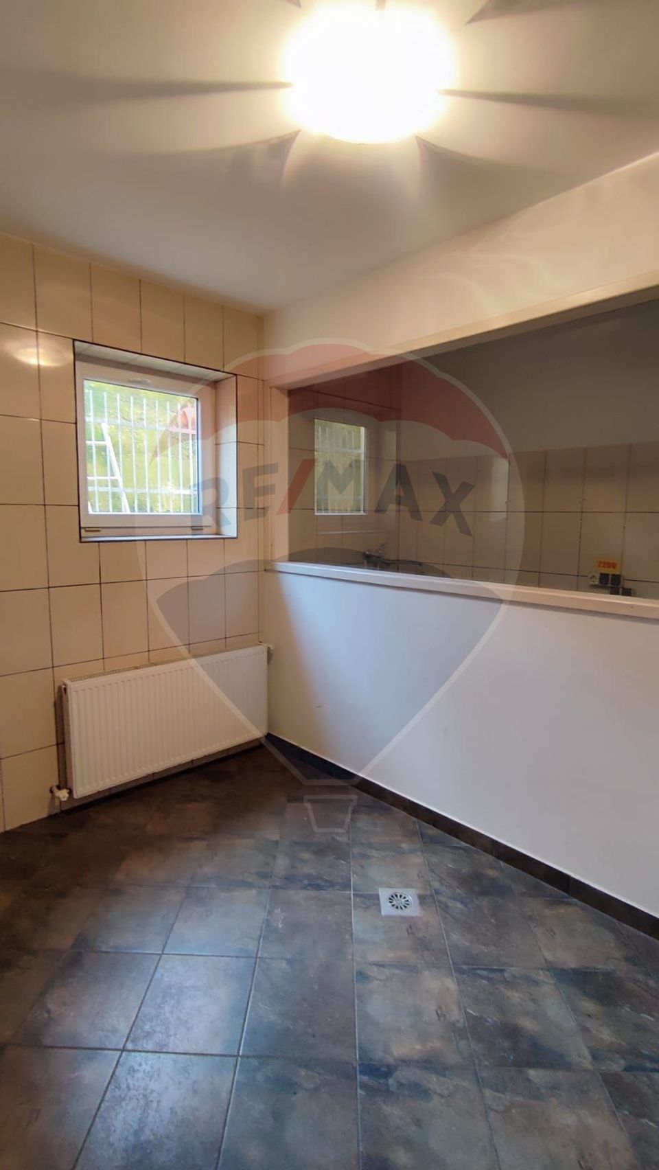 150sq.m Commercial Space for rent, Nord area