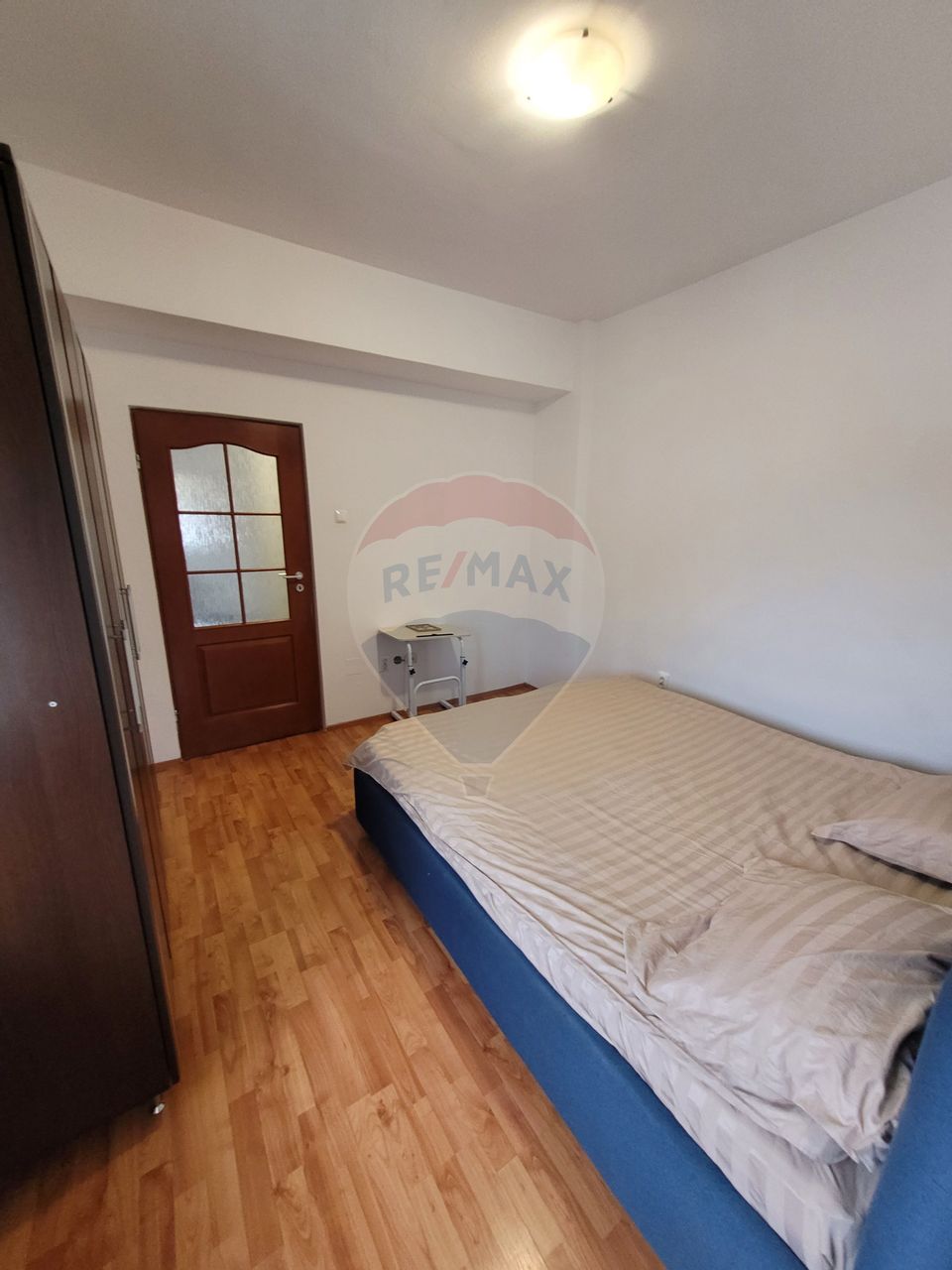 Apartament de imchiriat cu 2 camere zona centrala