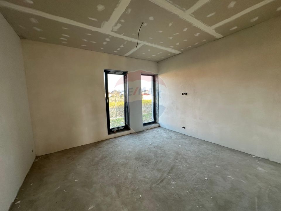 DE VANZARE - CASA MODERNA - alege finisaje