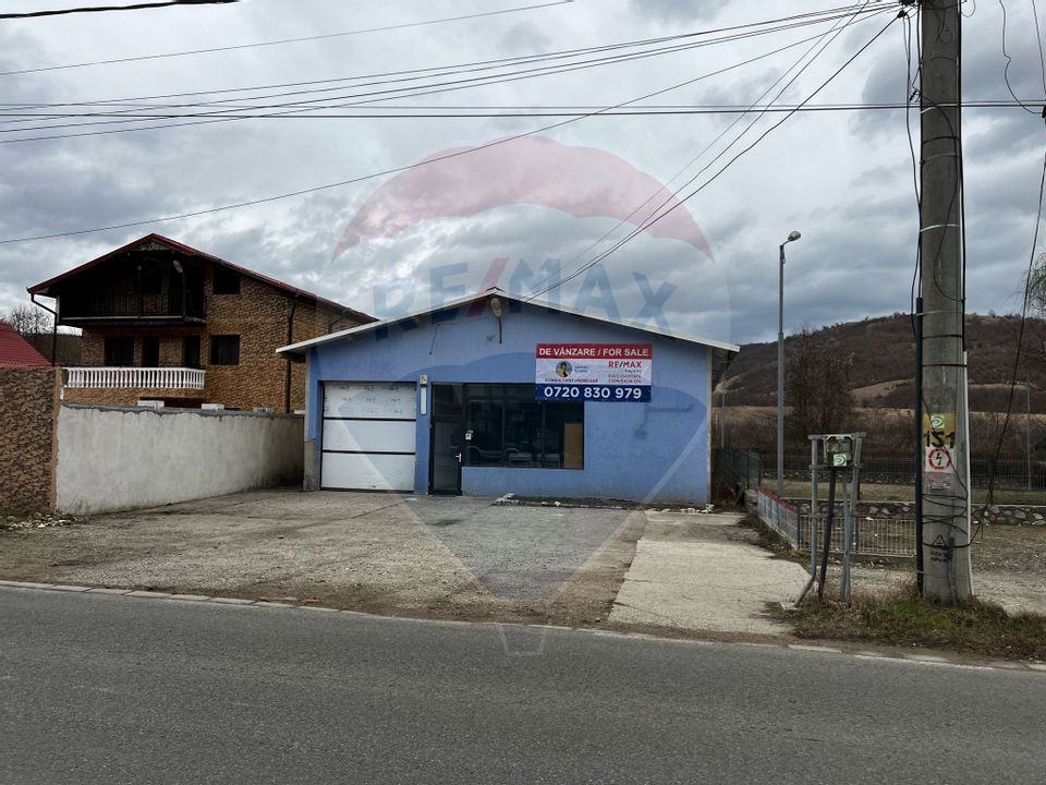 212sq.m Commercial Space for sale