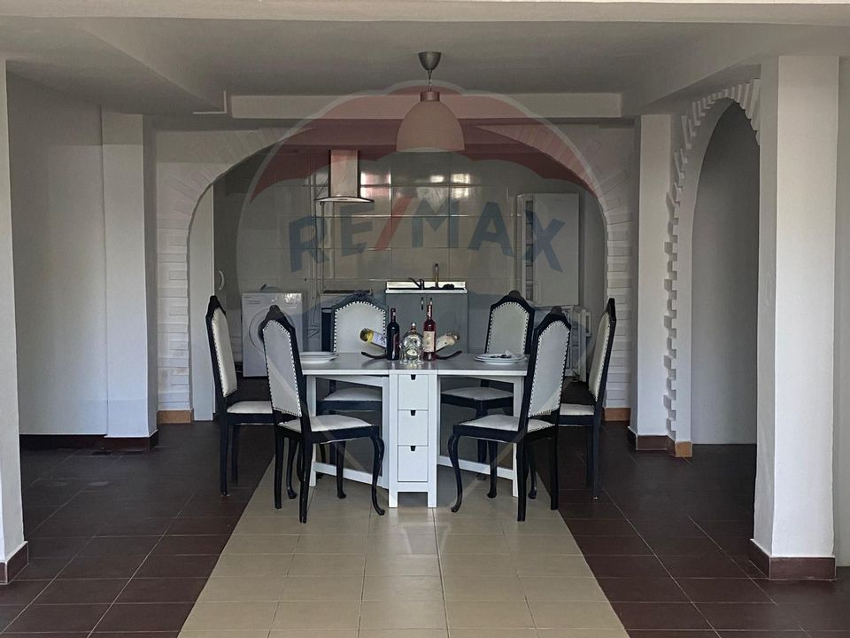 11 room House / Villa for sale, Central area