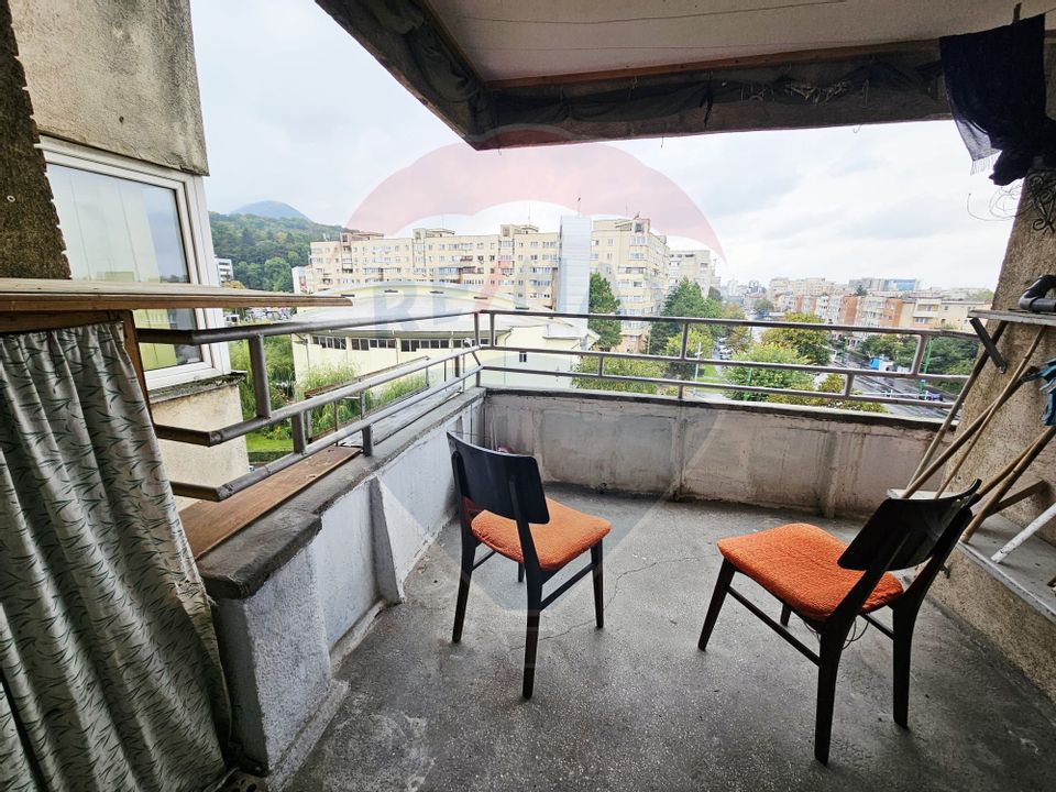 4 CAMERE de INCHIRIAT - clasic- Zizinului 30, bloc 33-5din 8!