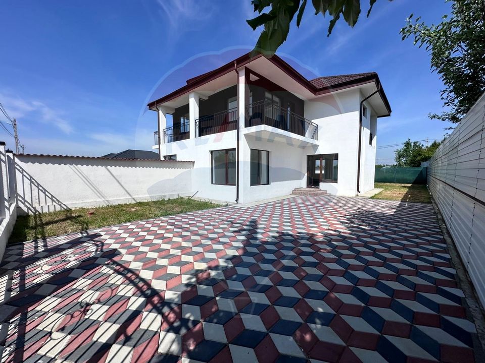 Duplex Elegant P+1E in Crevedia