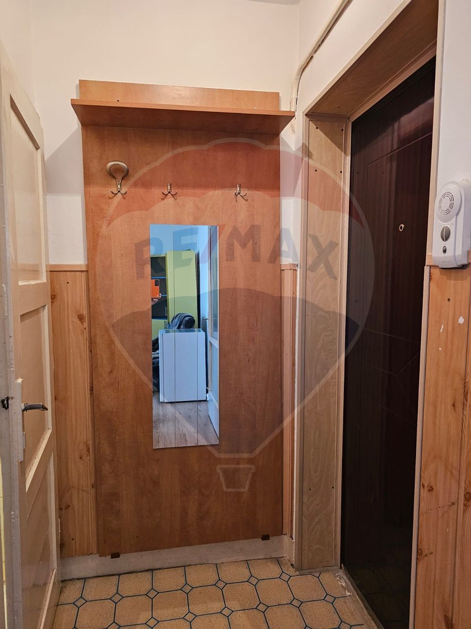 Garsoniera -Versatilitate Excelenta pe Calea Bucuresti, Brasov