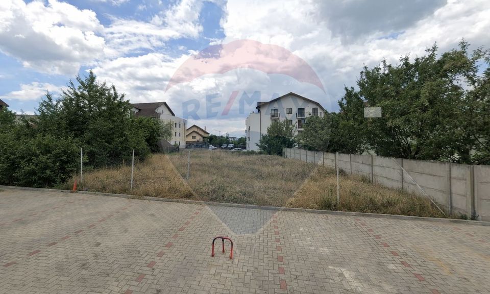 Teren de închiriat–700 mp –Tractorul, Brașov | Str. Christian Pomarius