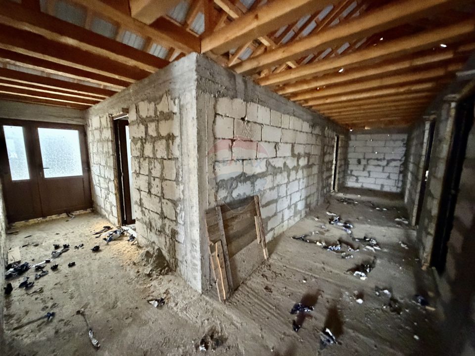 5 room House / Villa for sale