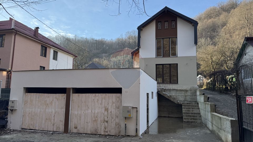 Casă de vânzare în zona Valea Rosie/PARCUL MARE-2025