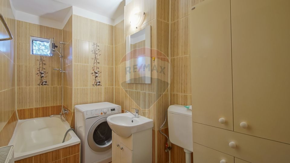 Apartament 2 cam de închiriat în Astra