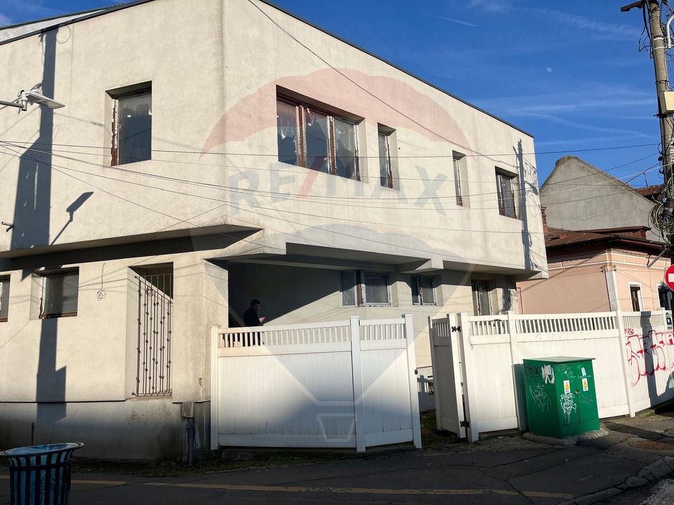 265sq.m Commercial Space for rent, P-ta Muncii area