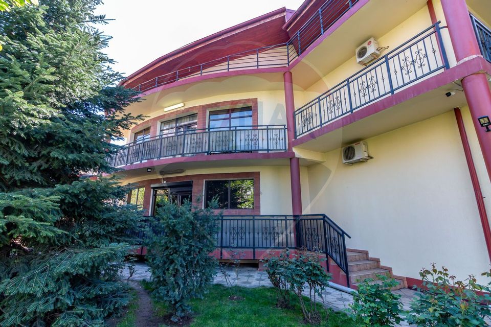 Villa for sale 14 rooms/SWIMMING POOL/ GENEROUS LAND/ BRAGADIRU-ILFOV