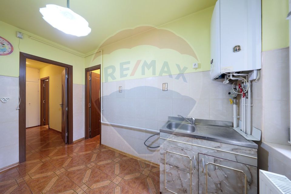 2 room Apartment for sale, Tractorul area