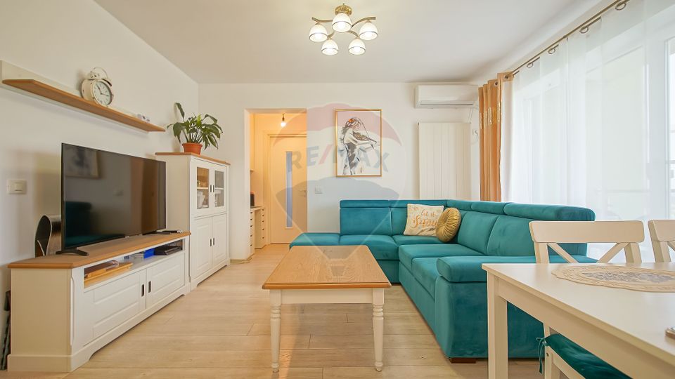 Apartament cu 2 camere de vânzare, Top City-Tractorul, comision 0%