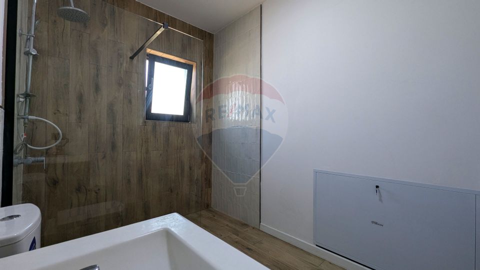 4 room House / Villa for sale