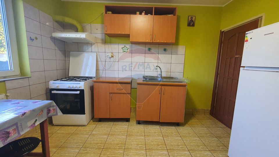De vanzare casa | 3 camere, cartier nou Sat Tulucesti