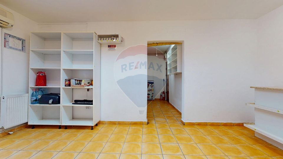 37.4sq.m Commercial Space for rent, Astra area