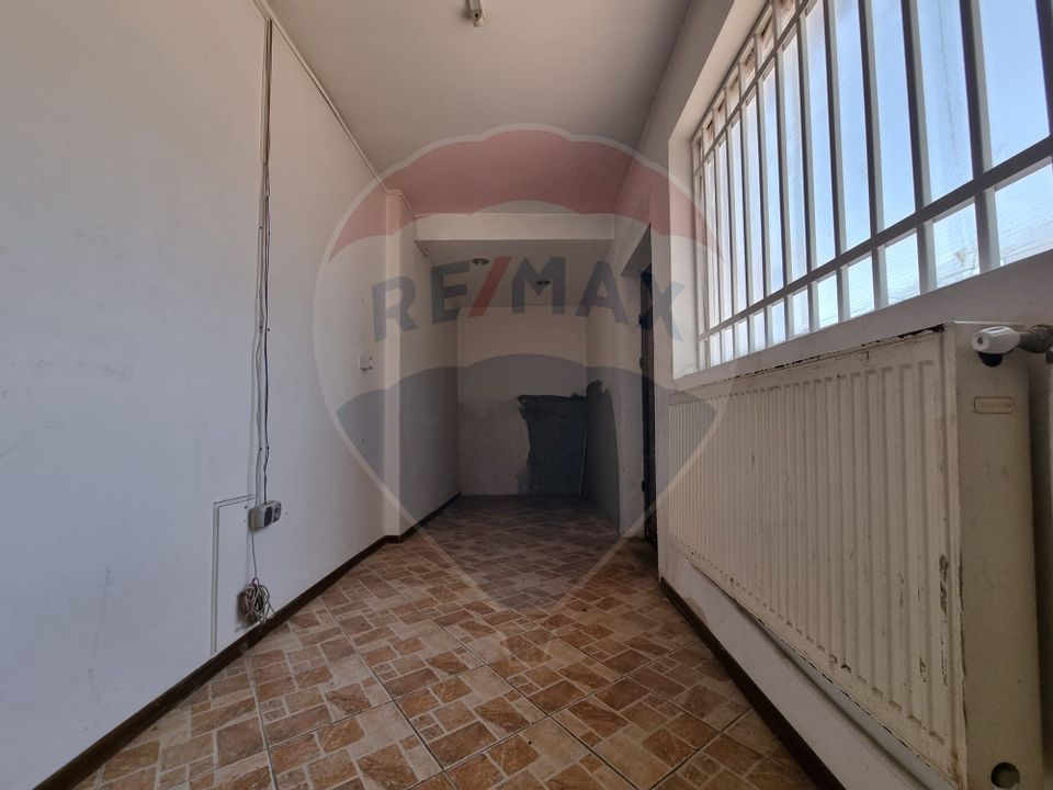 120sq.m Commercial Space for rent, Tomis Nord area