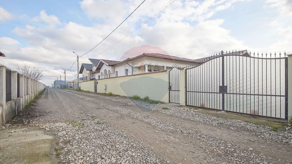 Casă single pe un nivel, construcție premium–Cartier Izvor, Tărlungeni