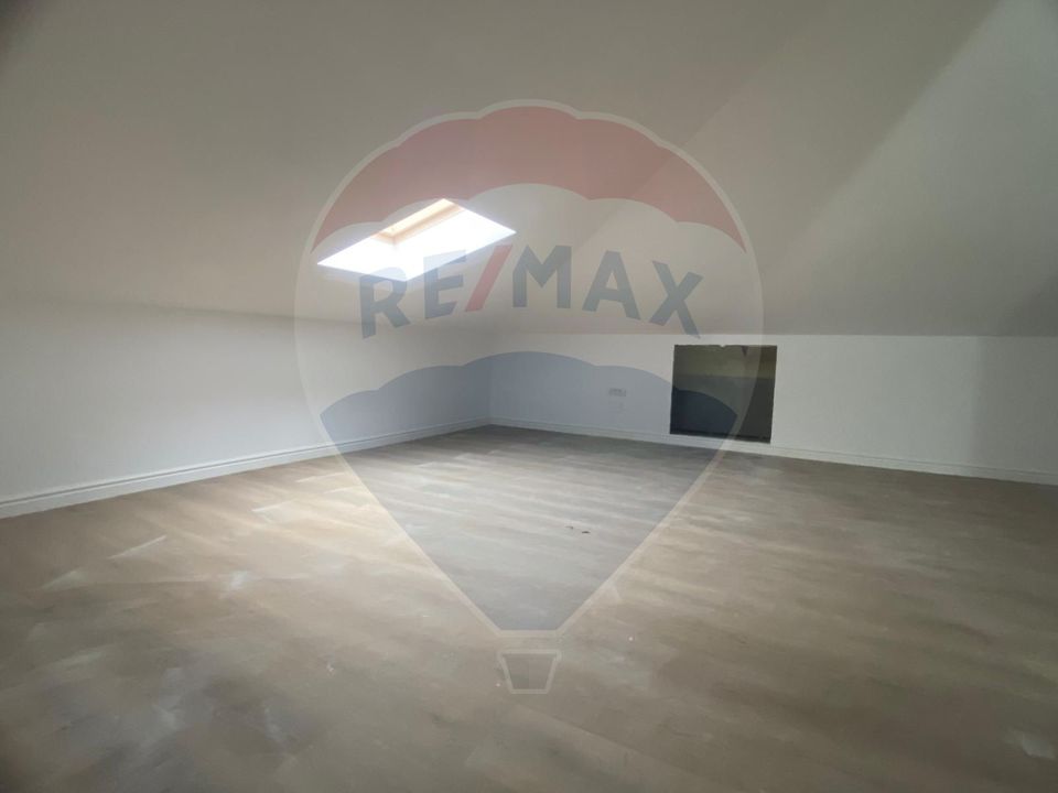 DE VANZARE Vila tip Quadruplex OTOPENI- Comision 0% - Dezvoltator