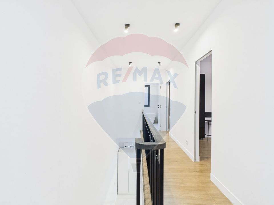 Bright villa Corbeanca, furnished and equipped, swimming pool complex