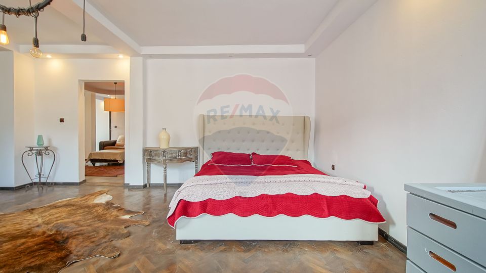 Apartment with Tâmpa View, Historic House – Unirii Square, Brașov