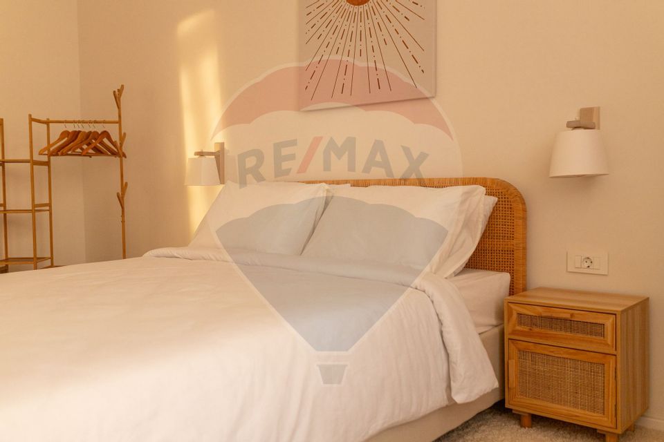 Apartament premium cu 4 camere de închiriat - Ultracentral