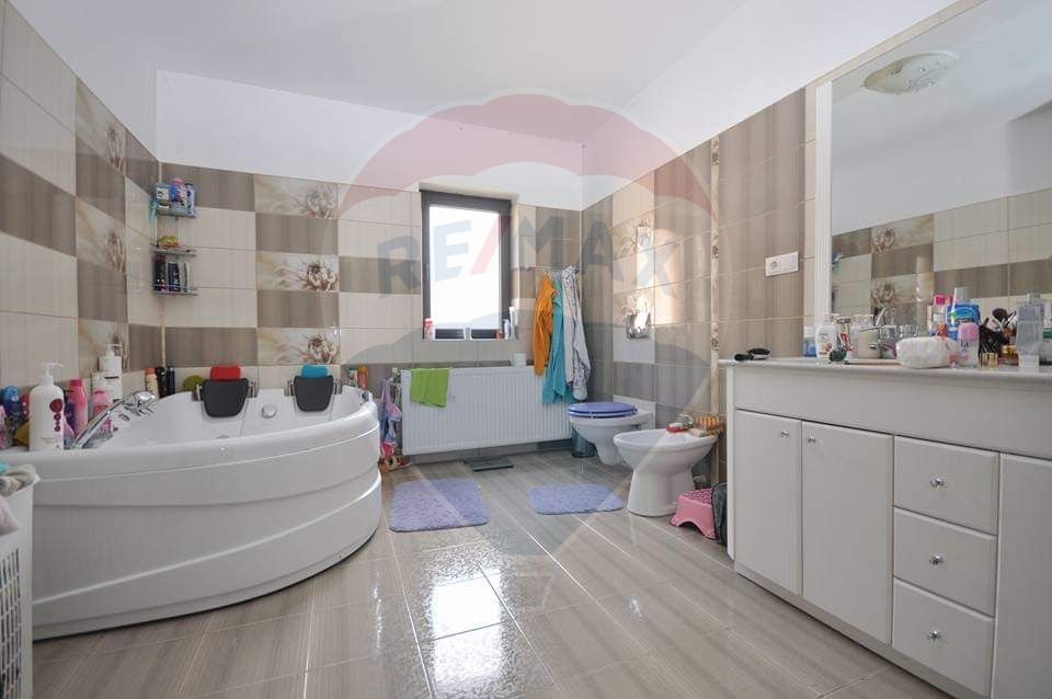 4 room House / Villa for rent